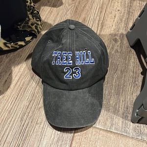 One tree hill cap